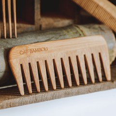 Peigne à cheveux sans manche à dents larges en bambou