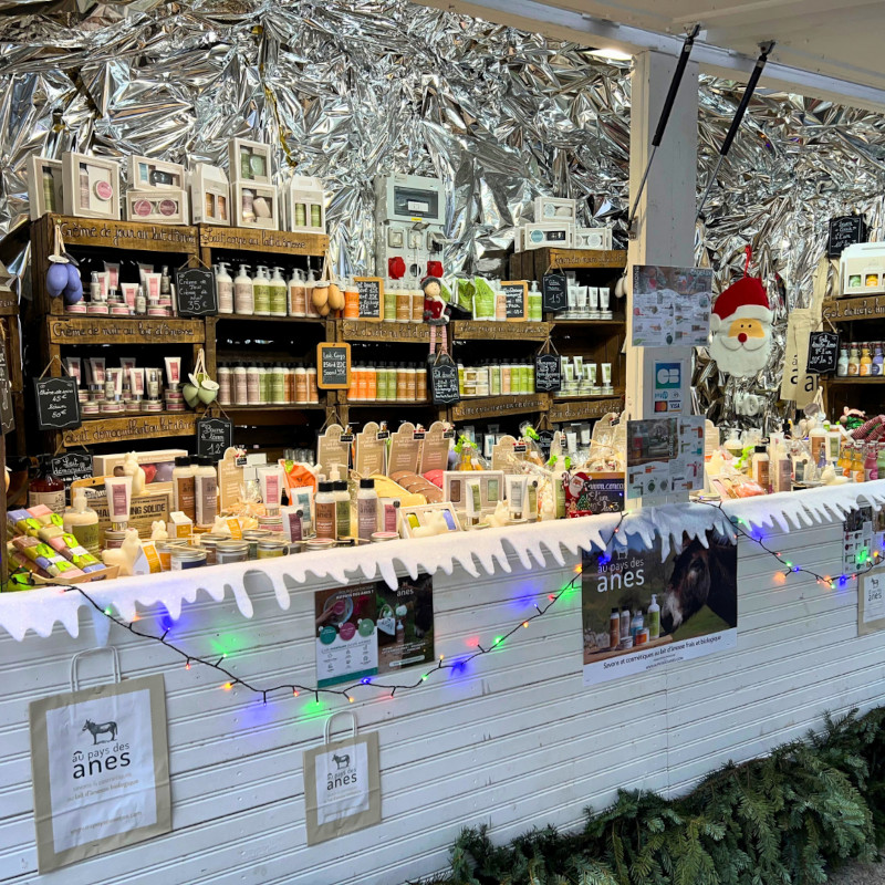 Chalet Au Pays des Ânes au marché de Noël de Saint-Etienne